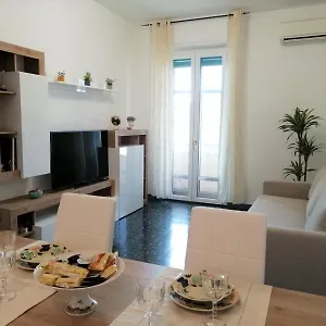 Casa Anna E Pronta A Ospitarvi! Firenze